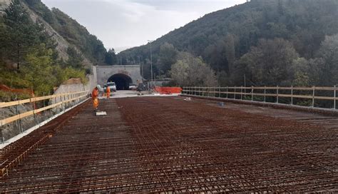 Viadotto di Pra’, in cantiere le prime 10 travi metalliche